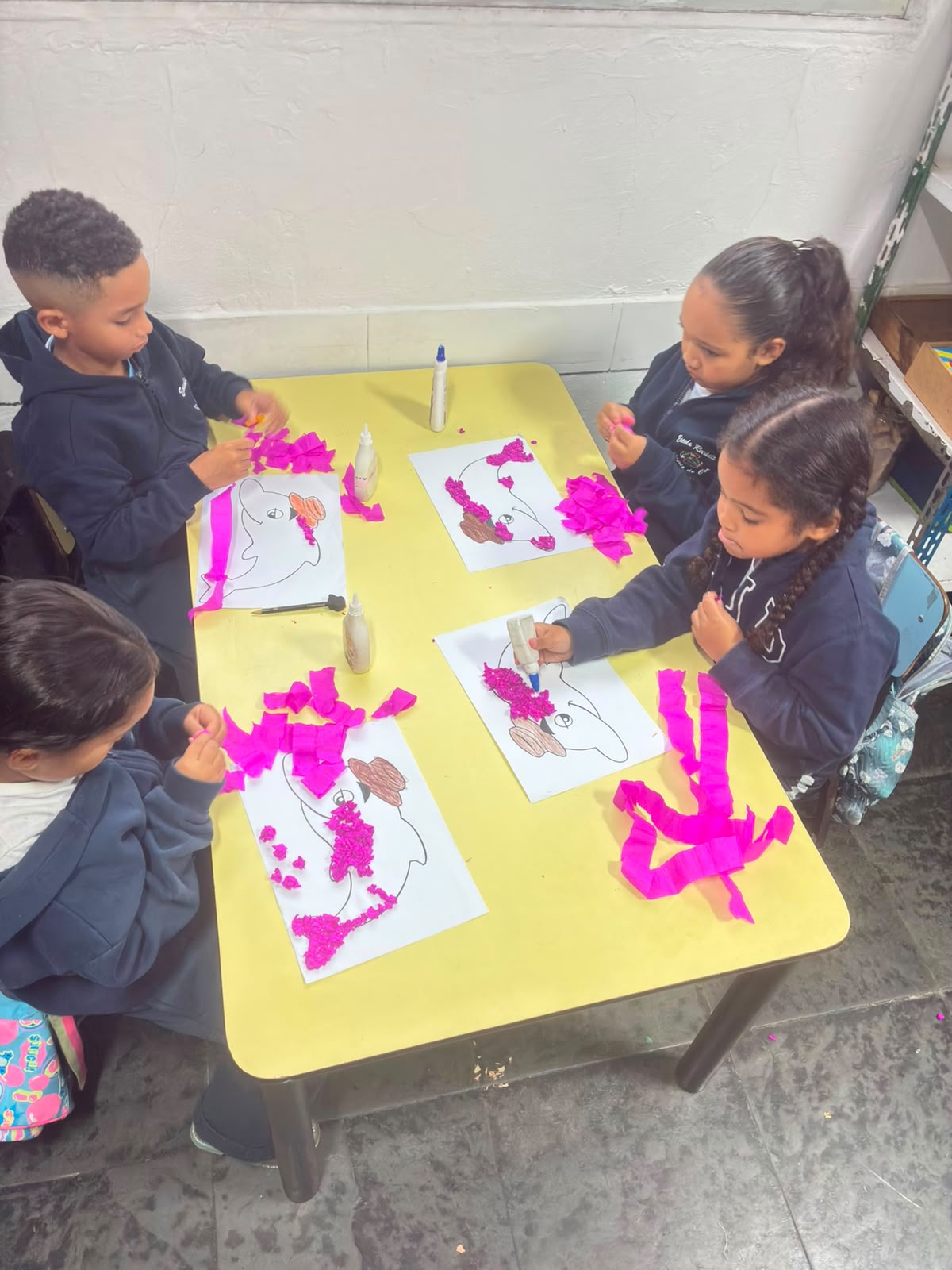 Experiência coletiva de descoberta na Escola Recanto Lápis de Cor — registro 6