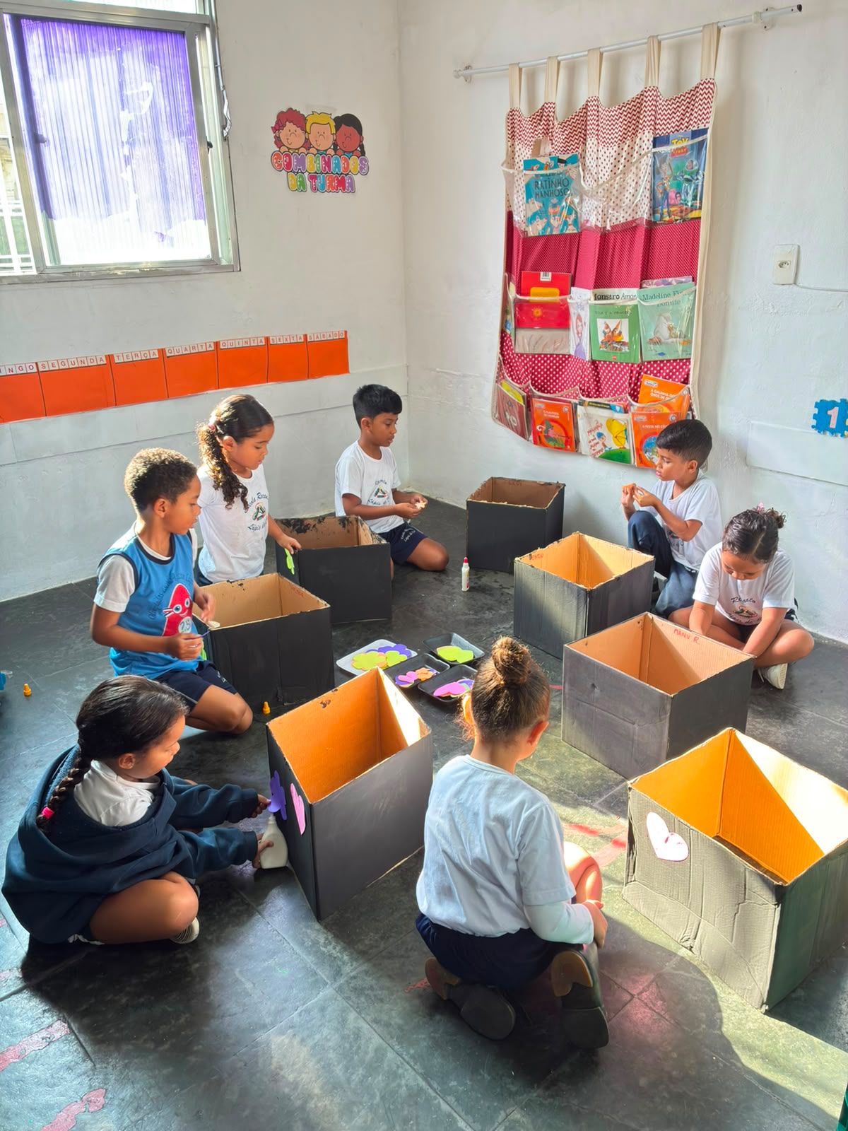Experiência coletiva de descoberta na Escola Recanto Lápis de Cor — registro 3